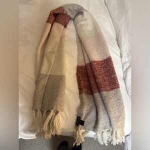 Madison Cream and Gray Textured Scarf